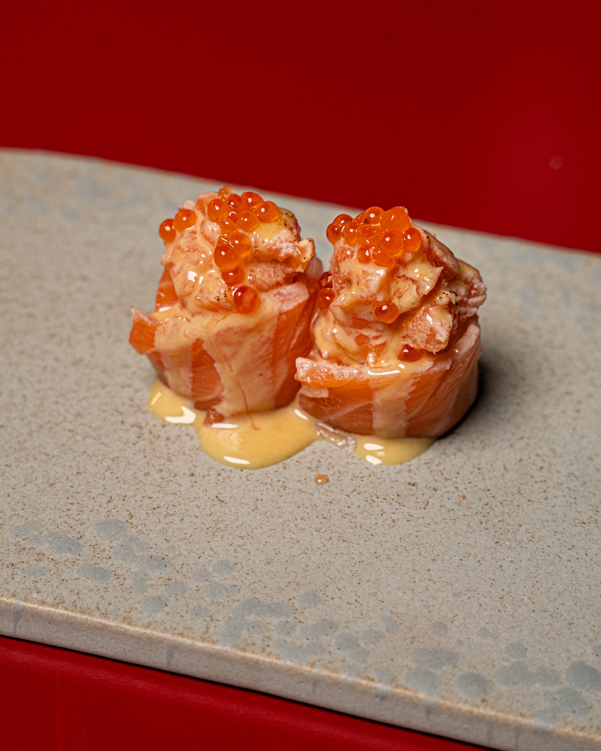 Gunkan Salmone Flambe (4pz)